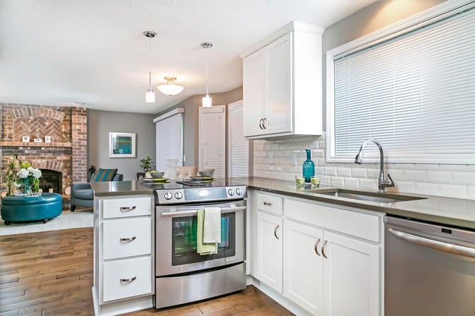 Transitional-Open-Kitchen-Undermount-Sink-Gloss-Subway-Tile-White-Cabinets-1-1