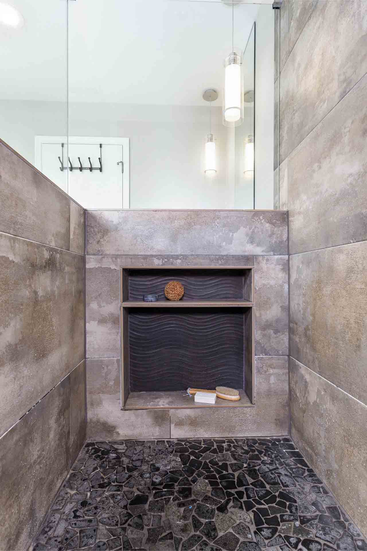 shower detail